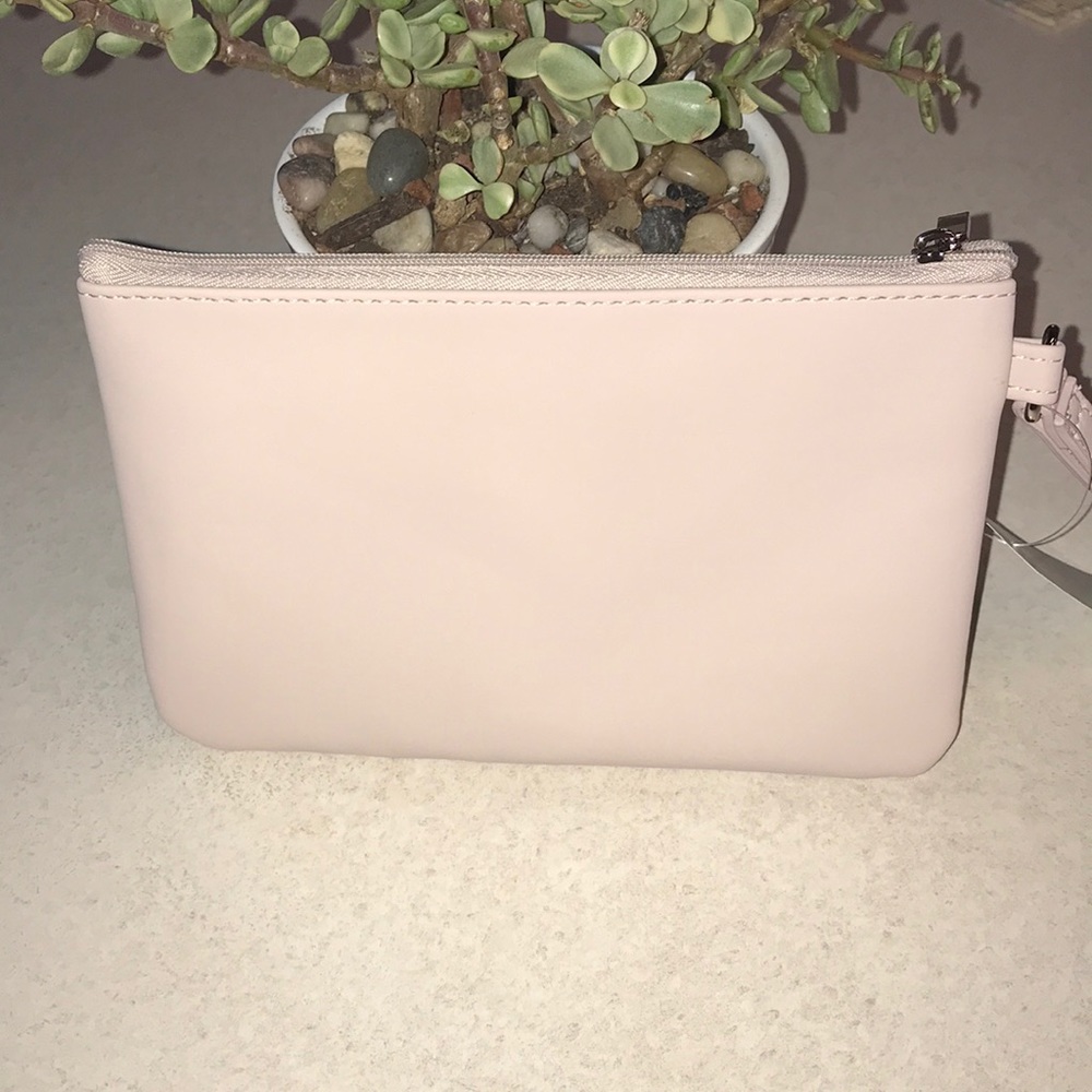 Catherines NWT PASTEL PINK Zippered Wristlet or Makeup Bag
